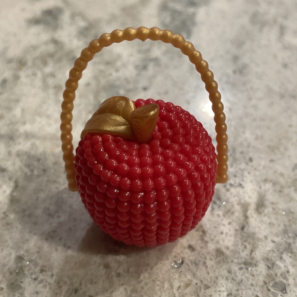 Ever After High Doll Apple White 1st Chapter Apple Purse Replacement Part